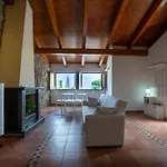 Rossy House *