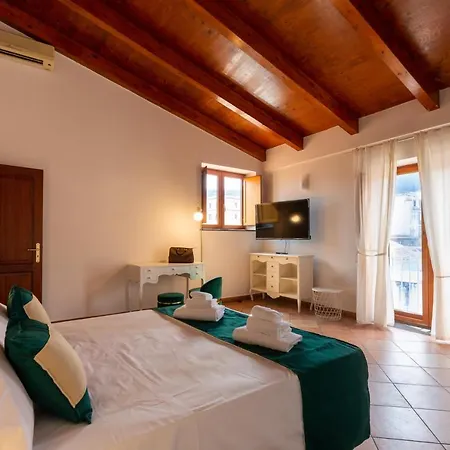 Rossy House Apartamento *